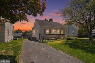 14 RIDGE RD, Aston, PA 19014