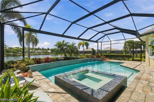 6305 Lyford Isle DR, Naples, FL 34113