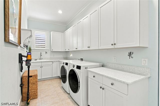 6305 Lyford Isle DR, Naples, FL 34113