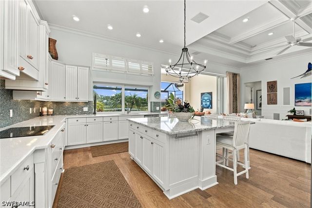 6305 Lyford Isle DR, Naples, FL 34113