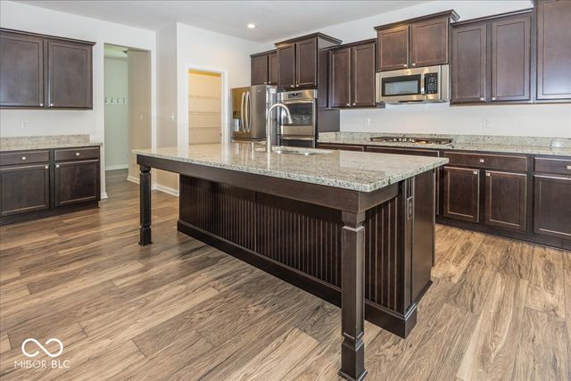 10237 Maiden Court, Fishers, IN 46040