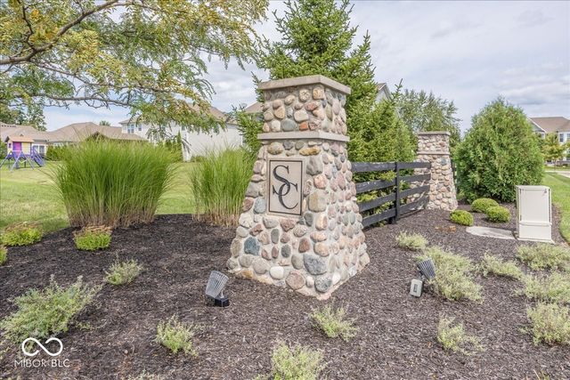 10237 Maiden Court, Fishers, IN 46040