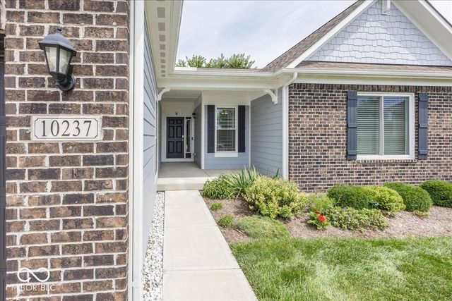 10237 Maiden Court, Fishers, IN 46040