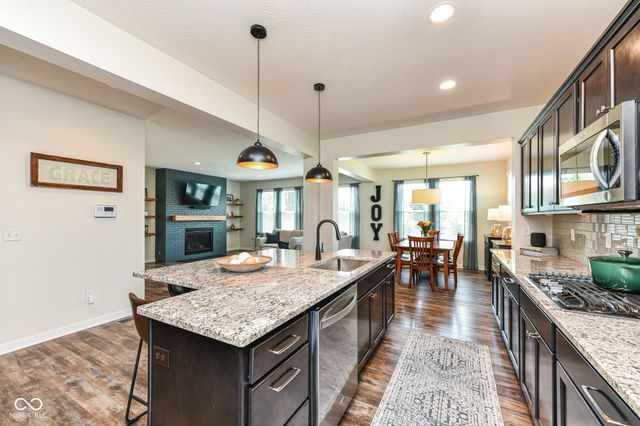 3621 Shady Lake Drive, Westfield, IN 46074
