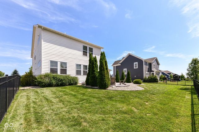 3621 Shady Lake Drive, Westfield, IN 46074
