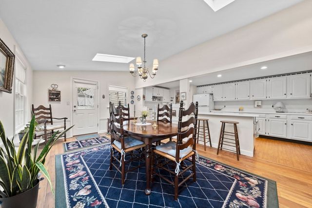 11 Old Country Way, Weymouth, MA 02188