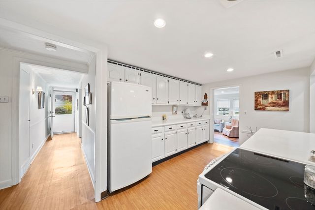 11 Old Country Way, Weymouth, MA 02188