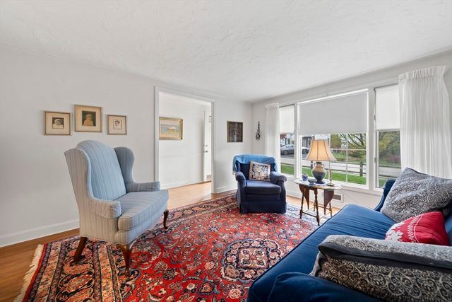 11 Old Country Way, Weymouth, MA 02188