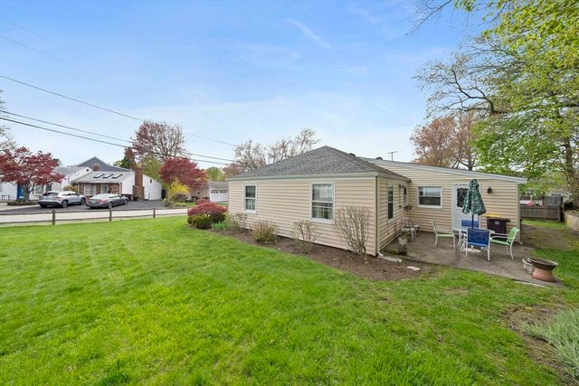 11 Old Country Way, Weymouth, MA 02188