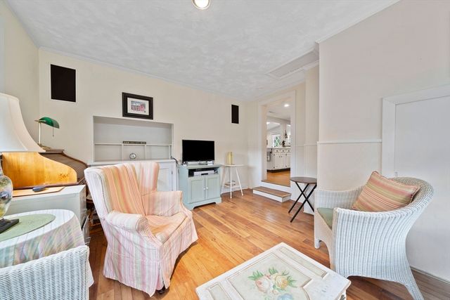 11 Old Country Way, Weymouth, MA 02188