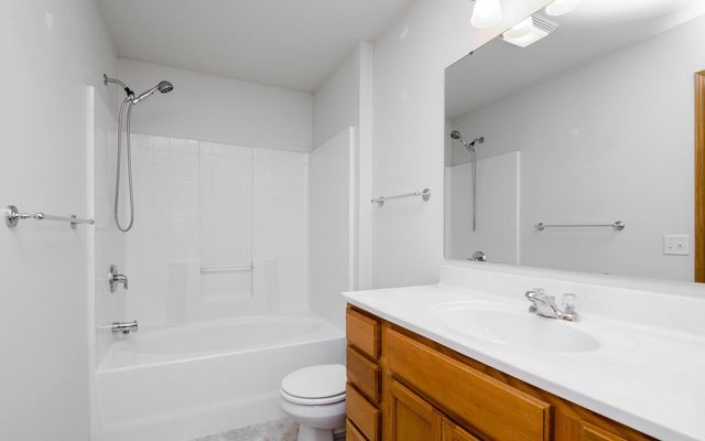 534 Sicily Court, North Liberty, IA 52317