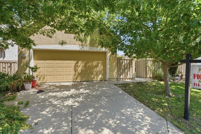 2718 San Juan Rd, Sacramento, CA 95833