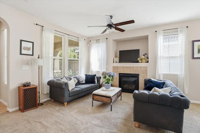 2718 San Juan Rd, Sacramento, CA 95833