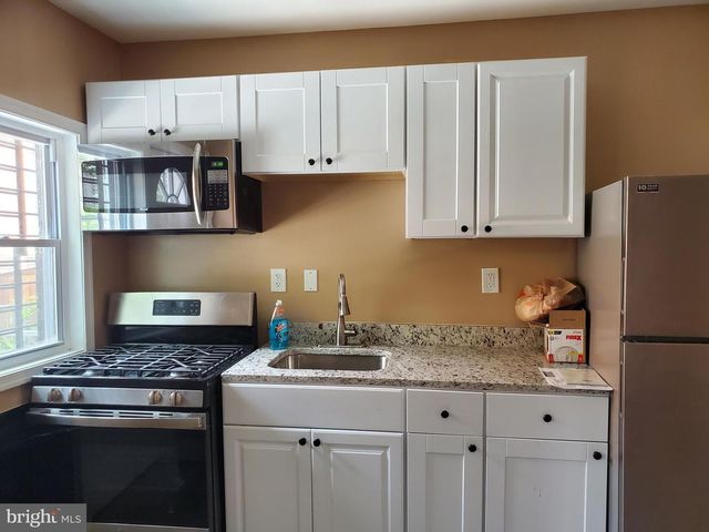 530 SHERIDAN AVE, Baltimore, MD 21212