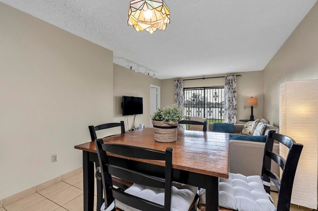 6715 W 26th Drive 101-6, Hialeah, FL 33016