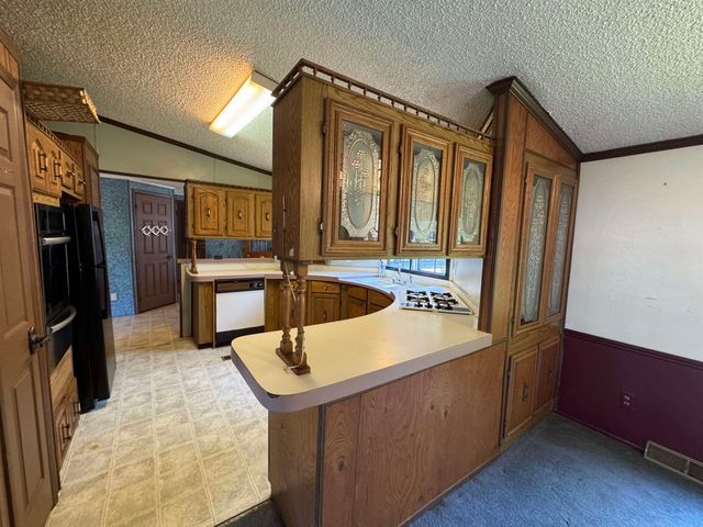 5 Camelot Drive, Wilmington, VT 05363