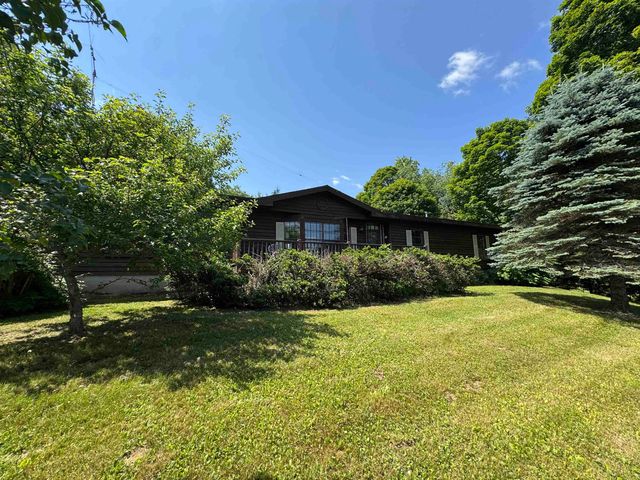 5 Camelot Drive, Wilmington, VT 05363