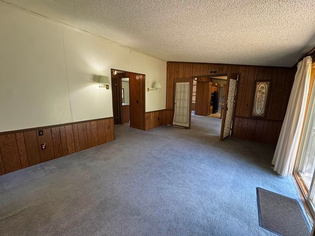 5 Camelot Drive, Wilmington, VT 05363