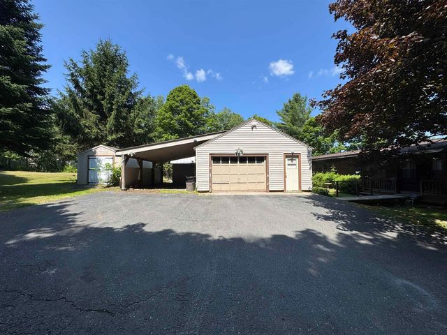 5 Camelot Drive, Wilmington, VT 05363