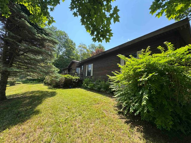 5 Camelot Drive, Wilmington, VT 05363
