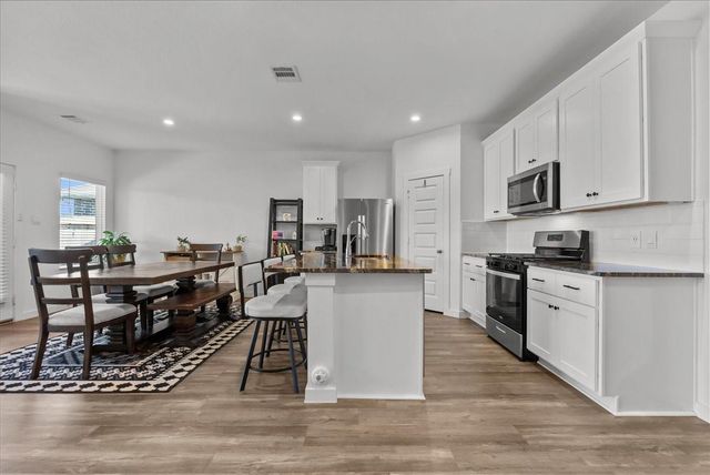 3109 Magnolia Pass Lane, League City, TX 77573