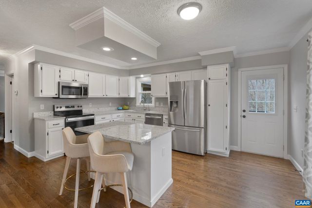 4635 DICK WOODS RD, Charlottesville, VA 22903