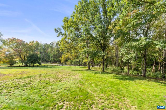 4635 DICK WOODS RD, Charlottesville, VA 22903