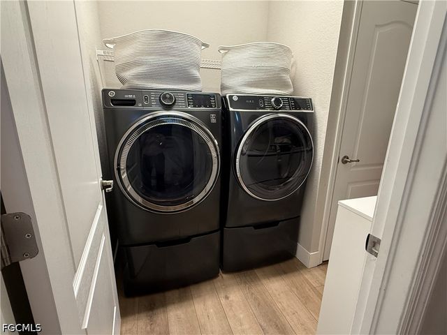 3302 Pasadena CT, Fort Myers, FL 33905