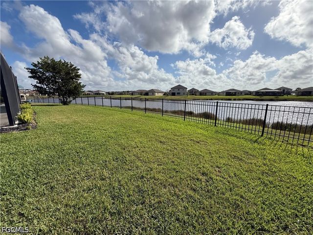 3302 Pasadena CT, Fort Myers, FL 33905