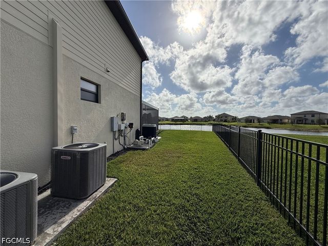 3302 Pasadena CT, Fort Myers, FL 33905