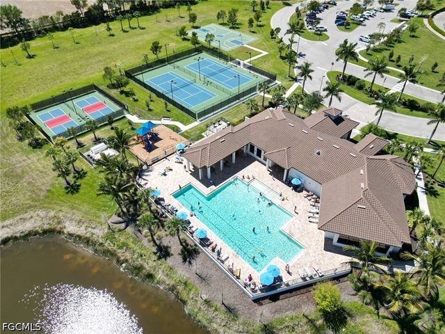 3302 Pasadena CT, Fort Myers, FL 33905