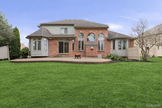 21675 Medallion Court, Macomb Township, MI 48044