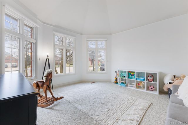 21675 Medallion Court, Macomb Township, MI 48044