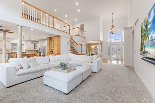 21675 Medallion Court, Macomb Township, MI 48044