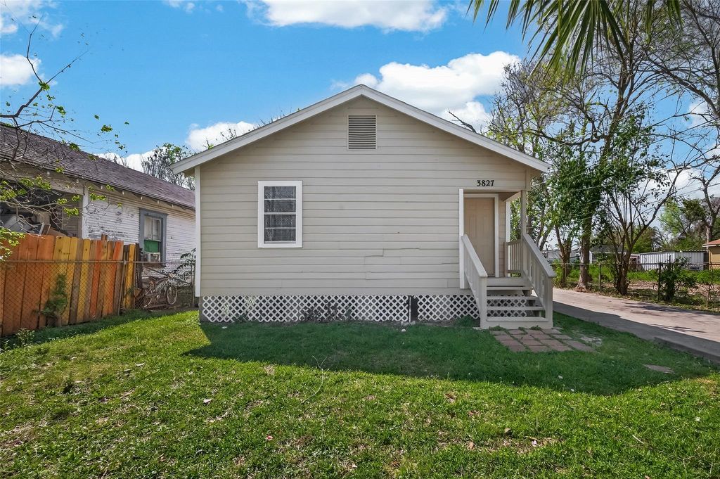 3827 Wayne Street, Houston, TX 77026