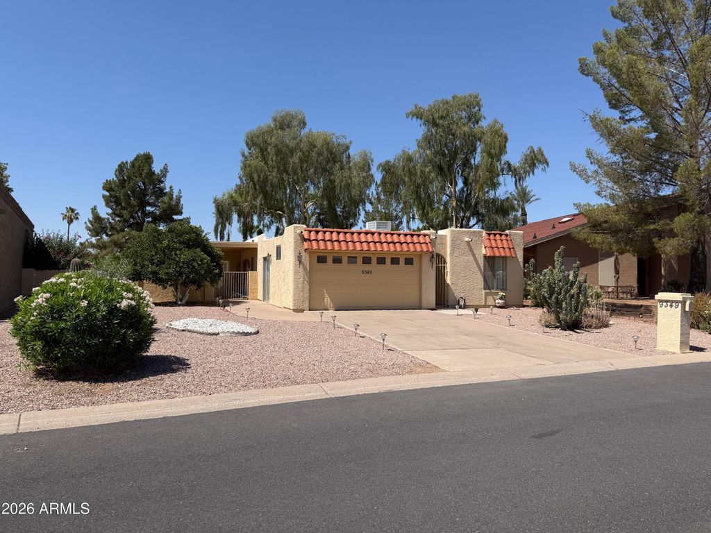 9349 E PARKSIDE Drive, Sun Lakes, AZ 85248 — photo 2