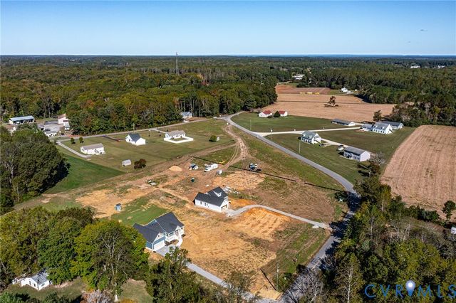 236 Blackwells Wharf Rd, Burgess, VA 22432