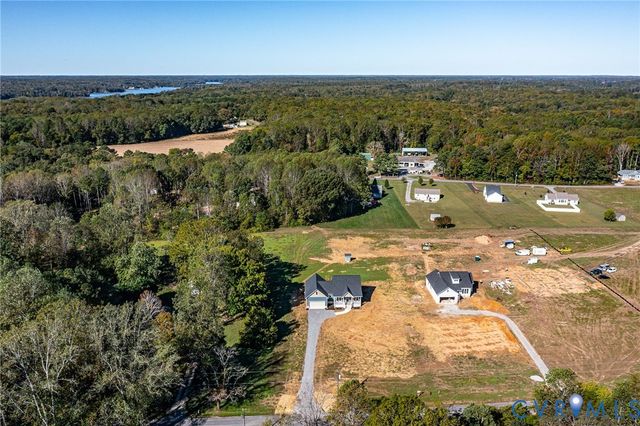 236 Blackwells Wharf Rd, Burgess, VA 22432