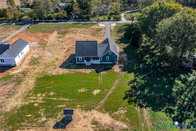 236 Blackwells Wharf Rd, Burgess, VA 22432
