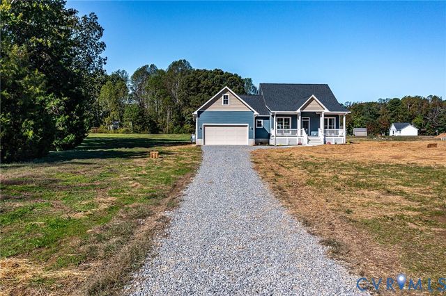 236 Blackwells Wharf Rd, Burgess, VA 22432