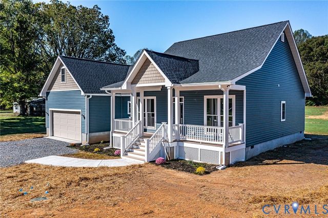 236 Blackwells Wharf Rd, Burgess, VA 22432