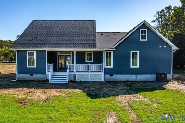236 Blackwells Wharf Rd, Burgess, VA 22432