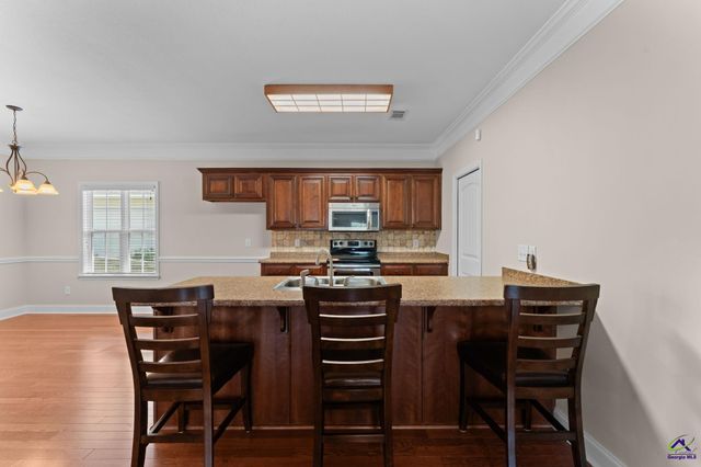 200 Lasso Dr, Warner Robins, GA 31088