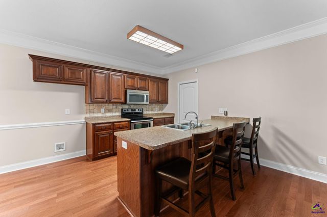 200 Lasso Dr, Warner Robins, GA 31088
