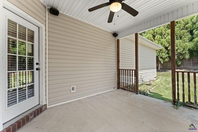 200 Lasso Dr, Warner Robins, GA 31088