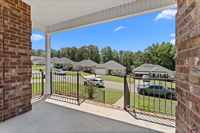 200 Lasso Dr, Warner Robins, GA 31088