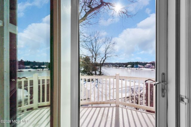 84 Jennings Road, Manahawkin, NJ 08050