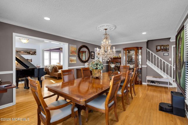 84 Jennings Road, Manahawkin, NJ 08050