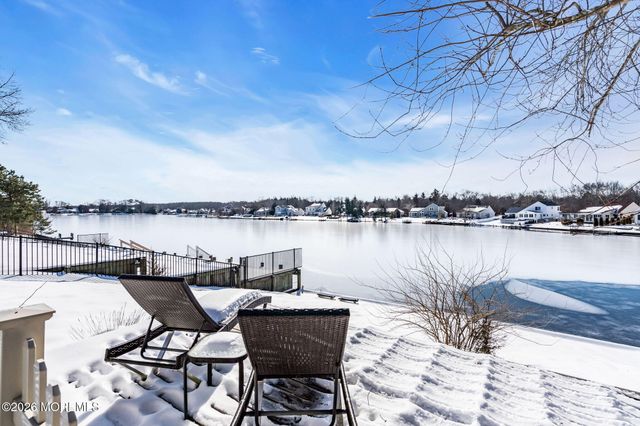 84 Jennings Road, Manahawkin, NJ 08050