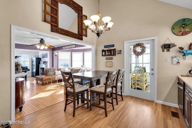 84 Jennings Road, Manahawkin, NJ 08050